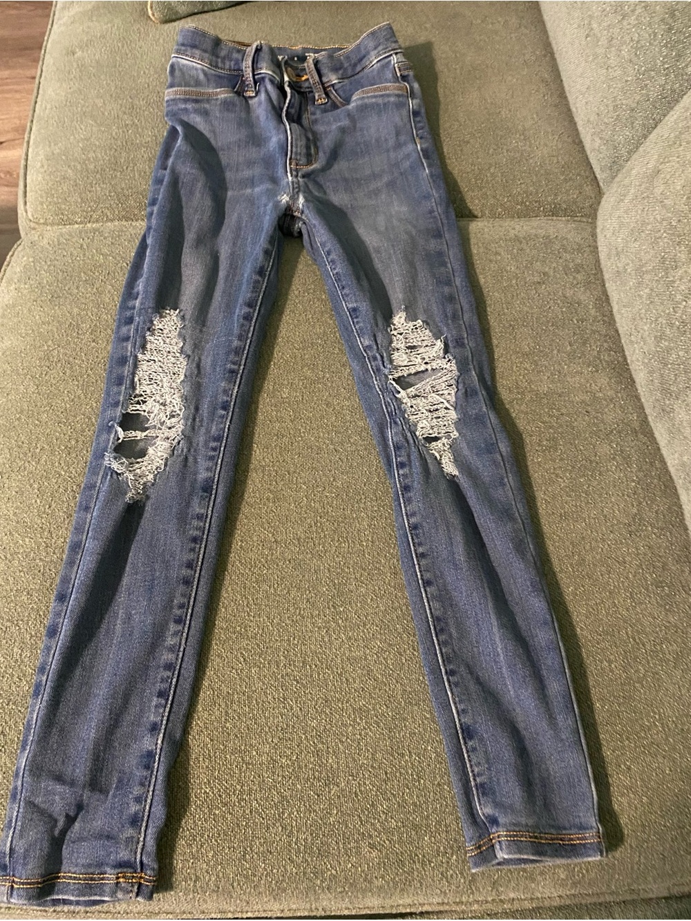 Old Navy Girls Distressed Skinny Jeans - Blue